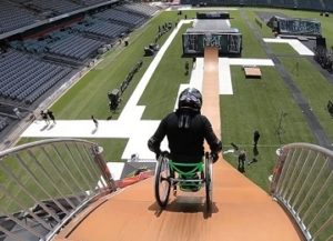 Инвалид-колясочник стал самым вдохновляющим экстрим-спортсменом