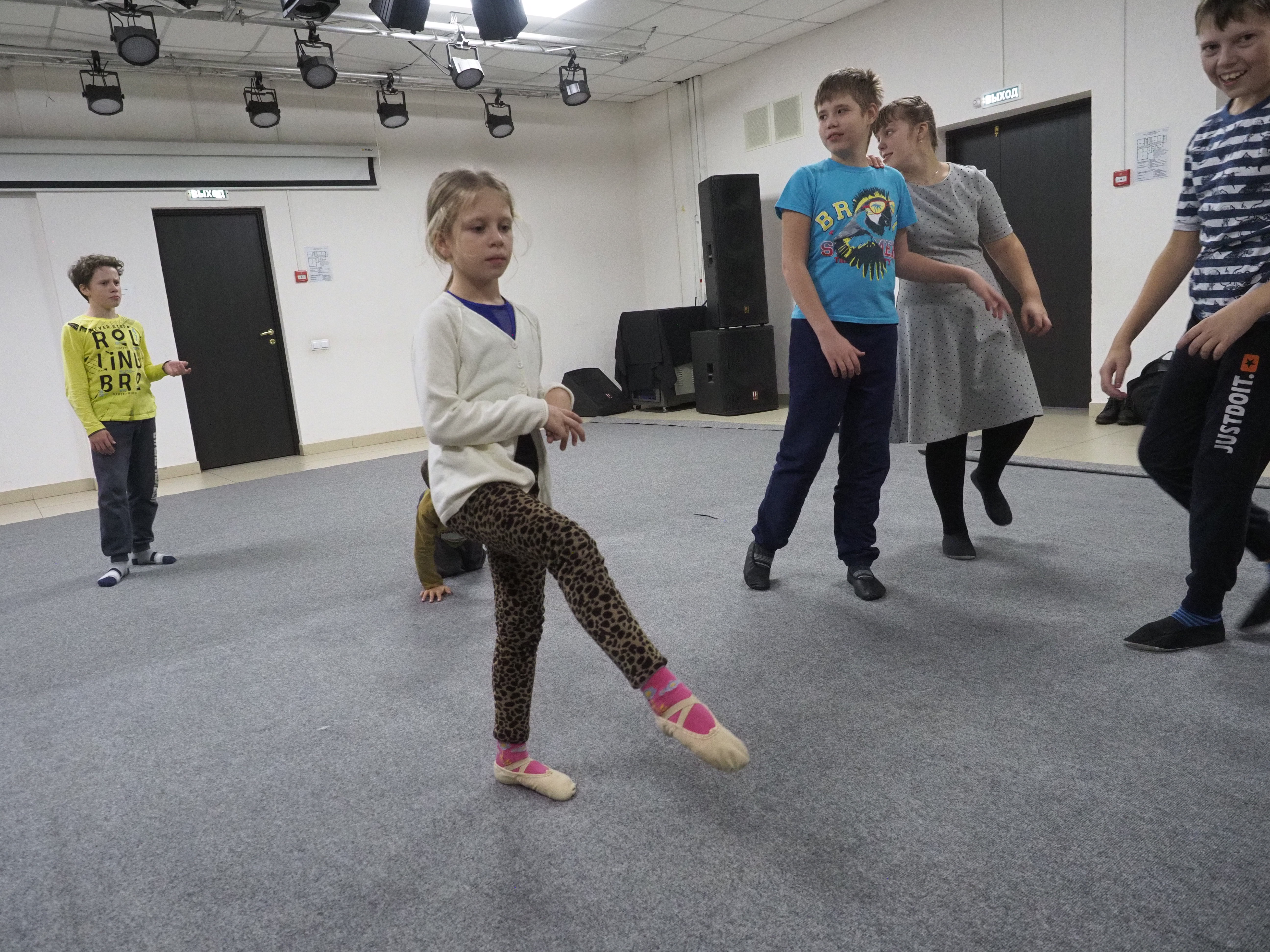 Инклюзивный театр танца: как хореография помогает особым детям