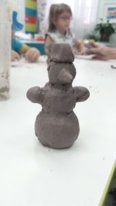 В Кемерове прошёл мастер-класс по лепке из глины для особых детей